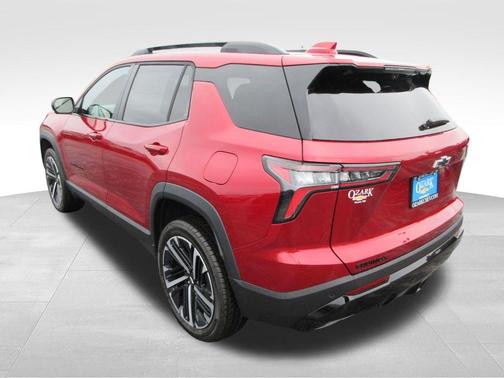 Radiant Red 2026 Chevrolet Equinox RS