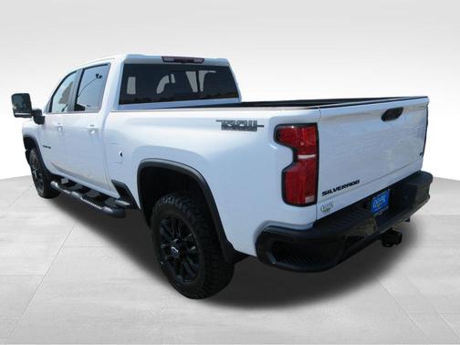 2025 Chevrolet Silverado 3500 LT