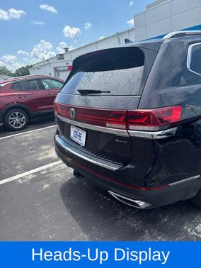Deep Black Pearl Effect 2024 Volkswagen Atlas 2.0T SEL