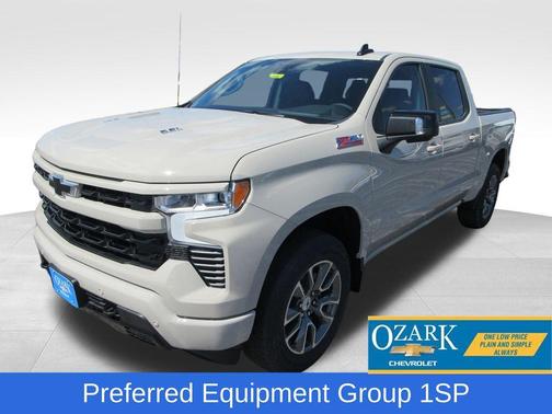 White Sand 2026 Chevrolet Silverado 1500 RST