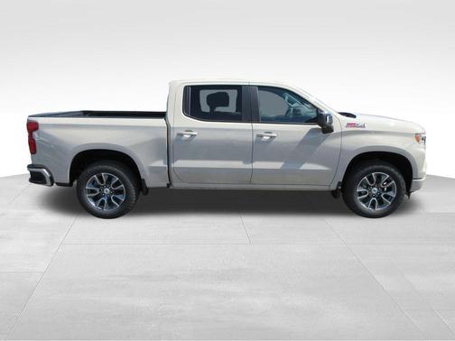 White Sand 2026 Chevrolet Silverado 1500 RST