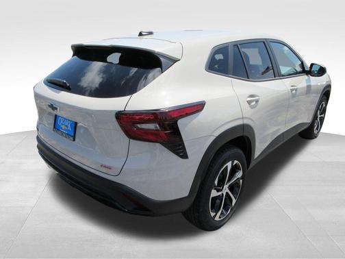 White Sand 2026 Chevrolet Trax 1RS