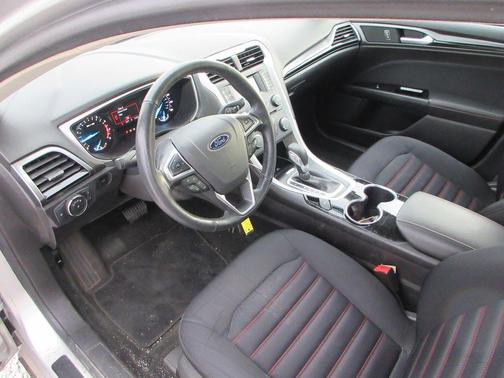 Silver 2016 Ford Fusion SE