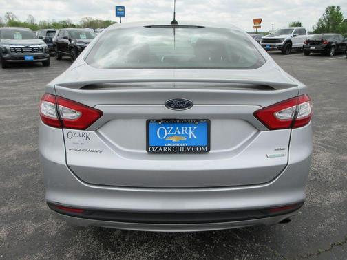 Ingot Silver 2016 Ford Fusion SE