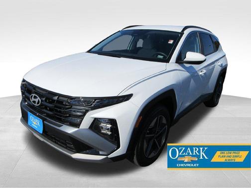 White Pearl 2026 Hyundai TUCSON SEL Plus