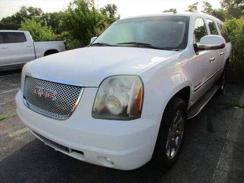 2009 GMC Yukon XL Denali