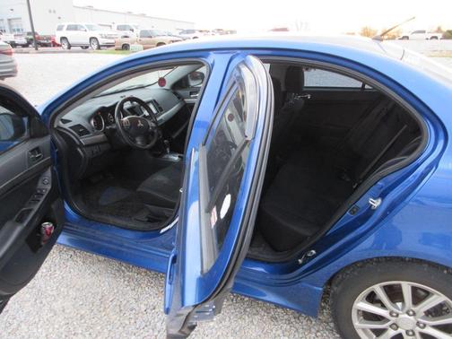 2015 Mitsubishi Lancer ES