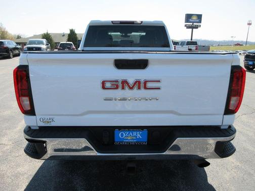 Summit White 2023 GMC Sierra 2500 Pro
