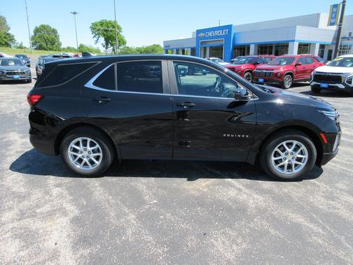 Mosaic Black Metallic 2023 Chevrolet Equinox 1LT