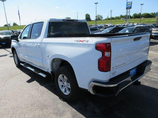 Summit White 2021 Chevrolet Silverado 1500 LT
