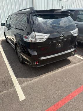 Black 2014 Toyota Sienna SE