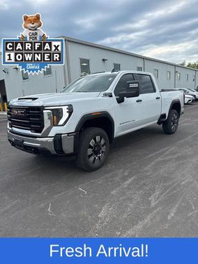 Summit White 2026 GMC Sierra 2500 Pro
