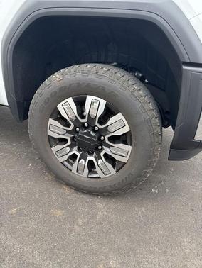 Summit White 2026 GMC Sierra 2500 Pro