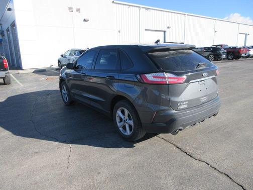 2019 Ford Edge SE