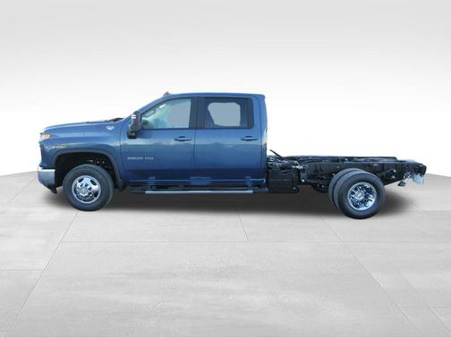 2026 Chevrolet Silverado 3500 LT