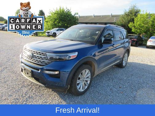 Blue Metallic 2022 Ford Explorer Limited