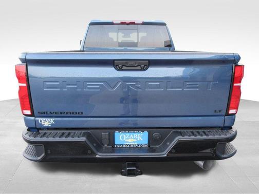 Lakeshore Blue Metallic 2026 Chevrolet Silverado 3500 LT
