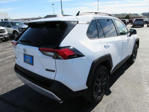 2024 Toyota RAV4 Adventure