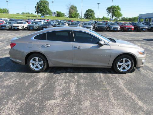 Mineral Gray Metallic 2023 Chevrolet Malibu LT