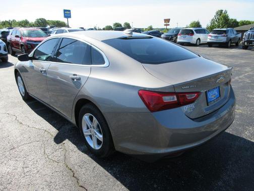 Mineral Gray Metallic 2023 Chevrolet Malibu LT