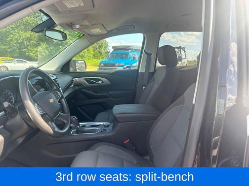 Mosaic Black Metallic 2020 Chevrolet Traverse LS