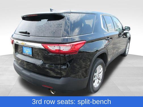 Mosaic Black Metallic 2020 Chevrolet Traverse LS