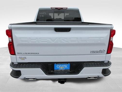 Polar White 2026 Chevrolet Silverado 1500 High Country