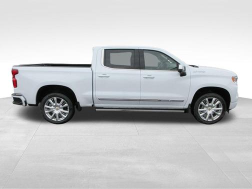 Polar White 2026 Chevrolet Silverado 1500 High Country