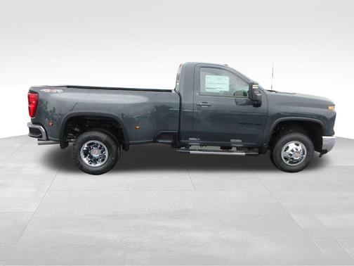 2026 Chevrolet Silverado 3500 LT