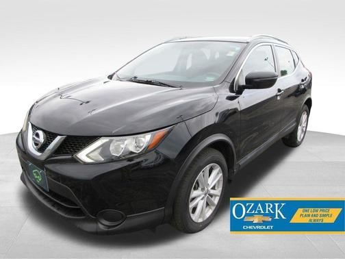 Magnetic Black 2017 Nissan Rogue Sport SV
