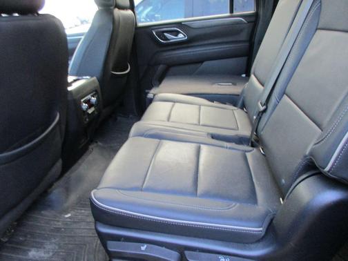 2022 GMC Yukon XL SLT