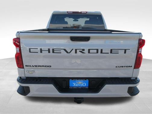 White Sand 2026 Chevrolet Silverado 1500 Custom