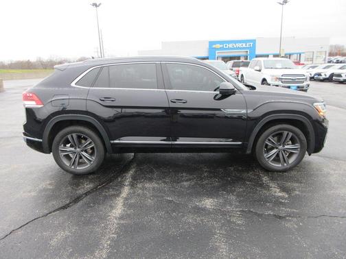 2022 Volkswagen Atlas Cross Sport 3.6L V6 SEL R-Line
