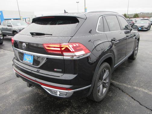 2022 Volkswagen Atlas Cross Sport 3.6L V6 SEL R-Line