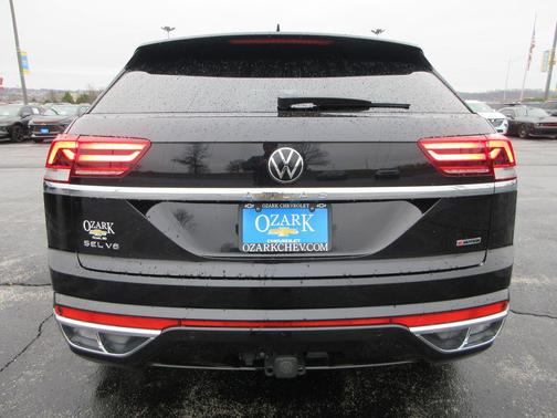 2022 Volkswagen Atlas Cross Sport 3.6L V6 SEL R-Line