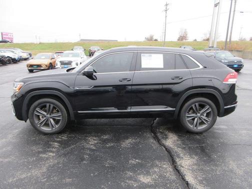 2022 Volkswagen Atlas Cross Sport 3.6L V6 SEL R-Line