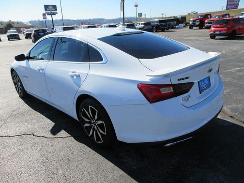 2021 Chevrolet Malibu FWD RS