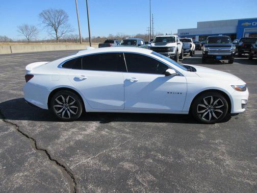 2021 Chevrolet Malibu FWD RS