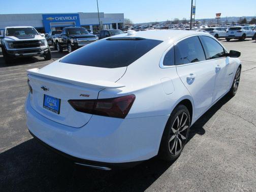 2021 Chevrolet Malibu FWD RS