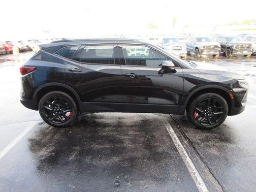 Black 2024 Chevrolet Blazer LT