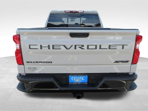 White Sand 2026 Chevrolet Silverado 1500 ZR2