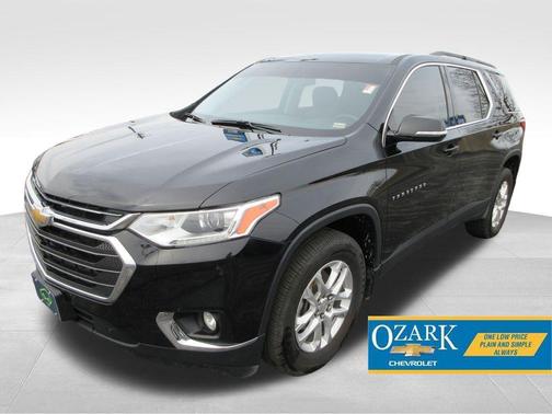 2020 Chevrolet Traverse LT Cloth