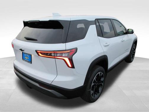 Summit White 2026 Chevrolet Equinox LT