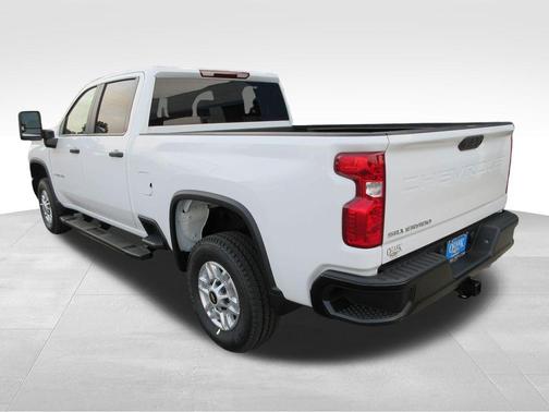Summit White 2026 Chevrolet Silverado 2500 WT