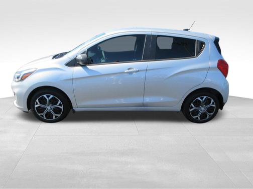 Silver Ice Metallic 2022 Chevrolet Spark LS