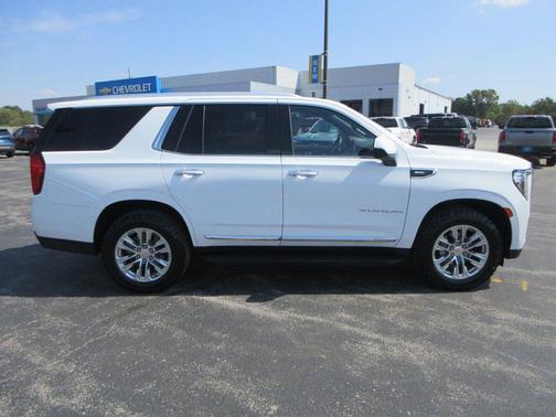 2021 GMC Yukon SLT