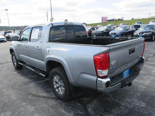2016 Toyota Tacoma SR5