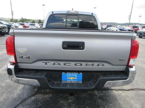 2016 Toyota Tacoma SR5