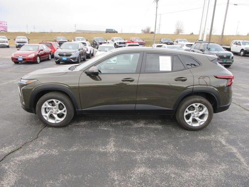 2024 Chevrolet Trax LS