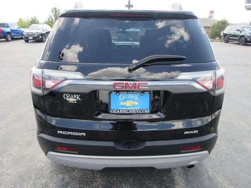 2019 GMC Acadia SLE-2